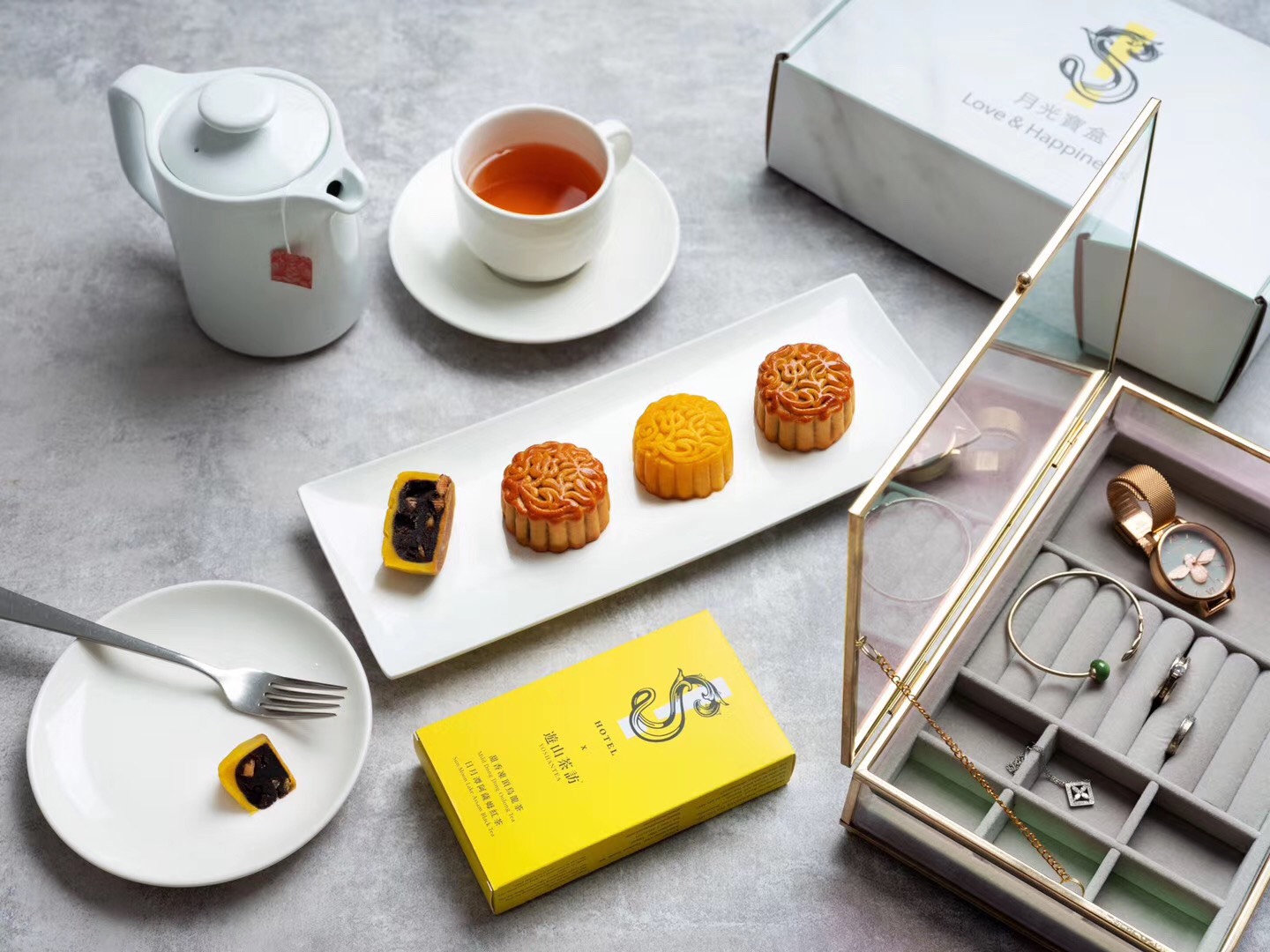 S Hotel x 遊山茶訪 中秋炫彩「月光寶盒」禮盒